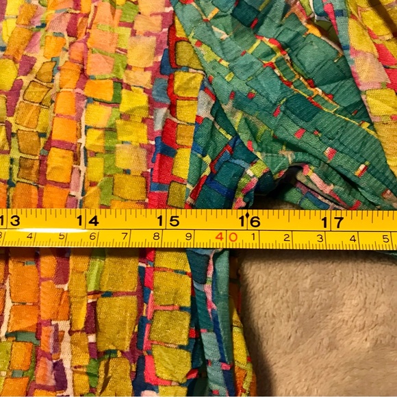 Sno Skins blouse XS colorful geometric mosaic print - Picture 7 of 10